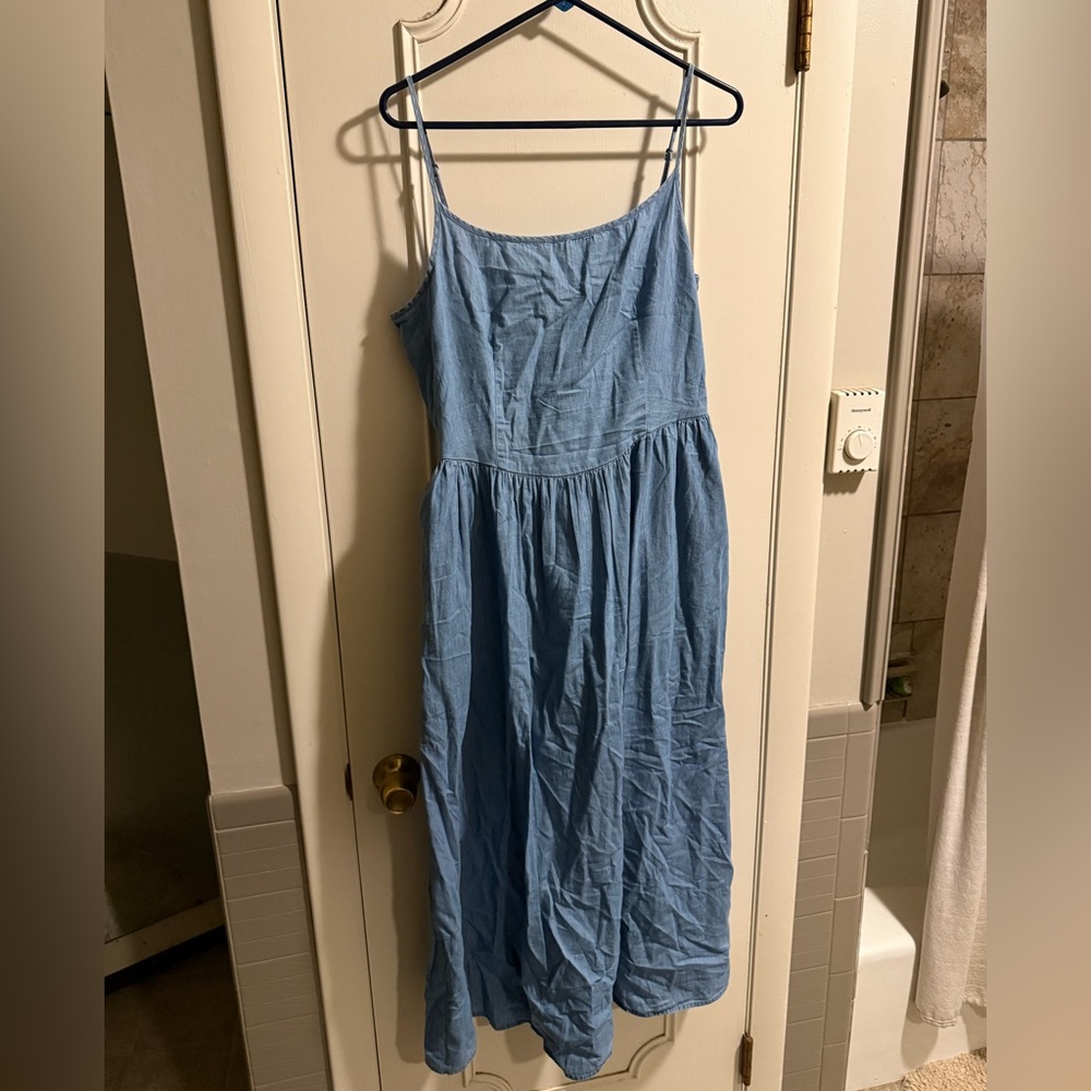 NWT Gap Chambray Dress